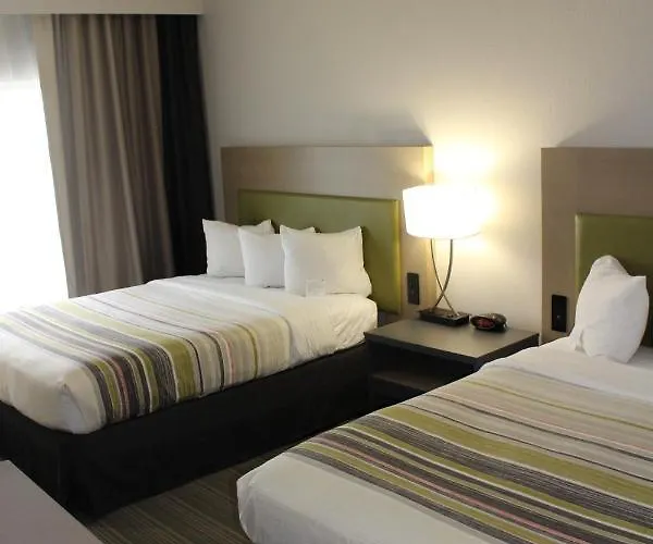 Country & By Radisson, - Bolingbrook Hotel