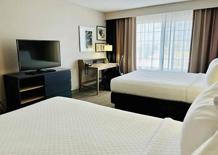 Country & By Radisson, - Bolingbrook Romeoville