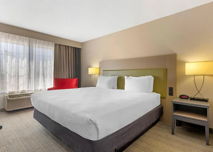 Country & By Radisson, - Bolingbrook 4* Romeoville