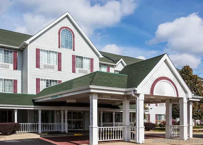 Hotel Country & By Radisson, - Bolingbrook 4*