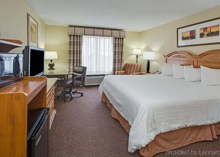 Country & By Radisson, - Bolingbrook Romeoville